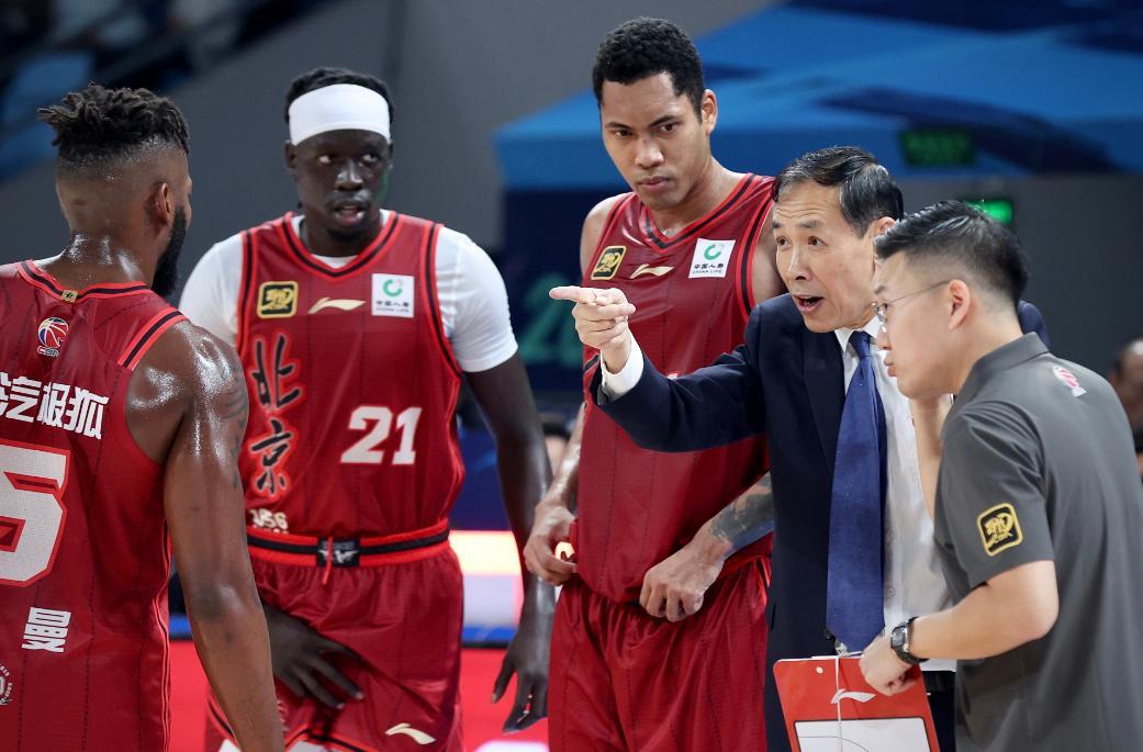 任骏飞将大学执教，张镇麟谈离开辽宁原因，北京男篮接触NBA后卫