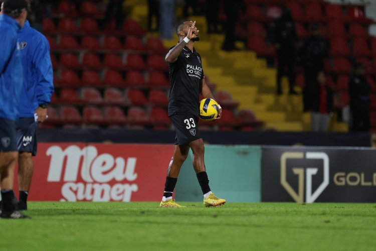 云开体育官网-ESPN记者：三镇有意28岁葡甲前锋克洛维斯，对方标价300万雷亚尔