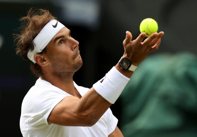 纳达尔温网连续两轮丢盘晋级 赛后罕见谈论退役