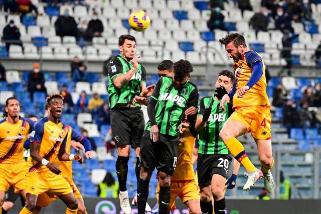 云开体育官网-“全是谎言！”穆帅不抓内鬼谈团结，磕磕绊绊抢1分