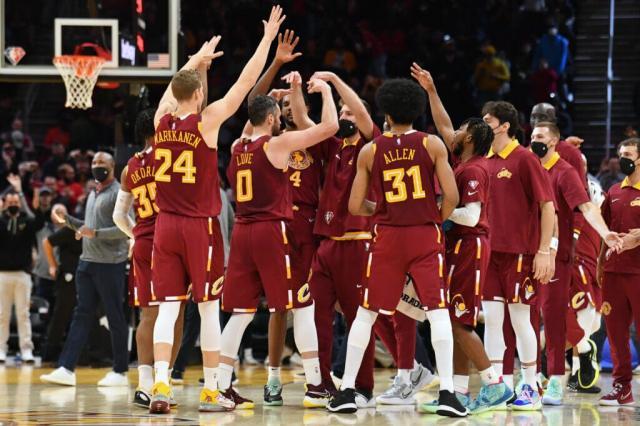 云开体育官网-骑士三高阵灵感从何而来？偷师湖人雄鹿&amp;以父之名