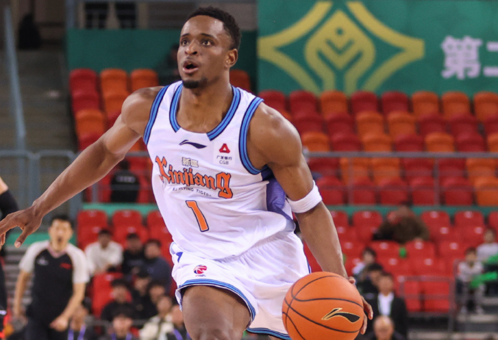 关键4罚不中!新疆爆冷1分惜败同曦 阿不都21+5赵柏清准绝杀