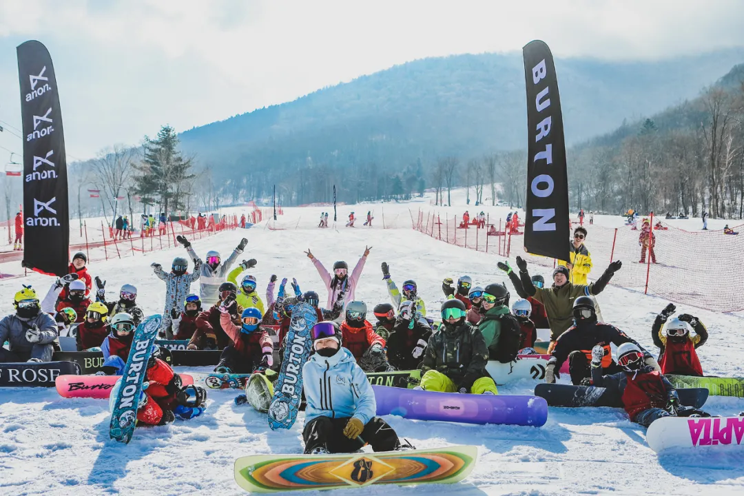 苏翊鸣一金一铜收官冬奥背后，他们默默付出了20年